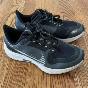 Nike Pegasus sneakers